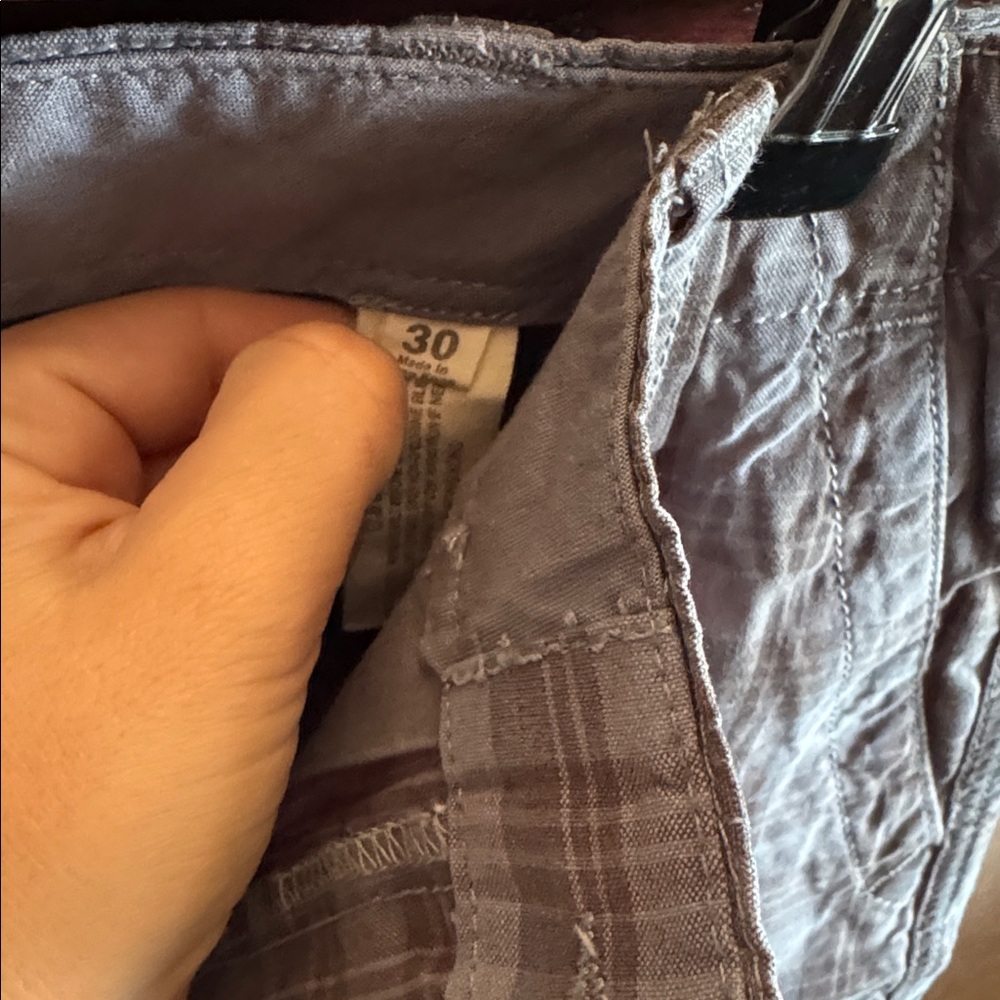 Express Men's Size 30 Plaid Shorts in Gray Preppy Grunge Casual Shorts Pre-owned - Picture 3 of 6